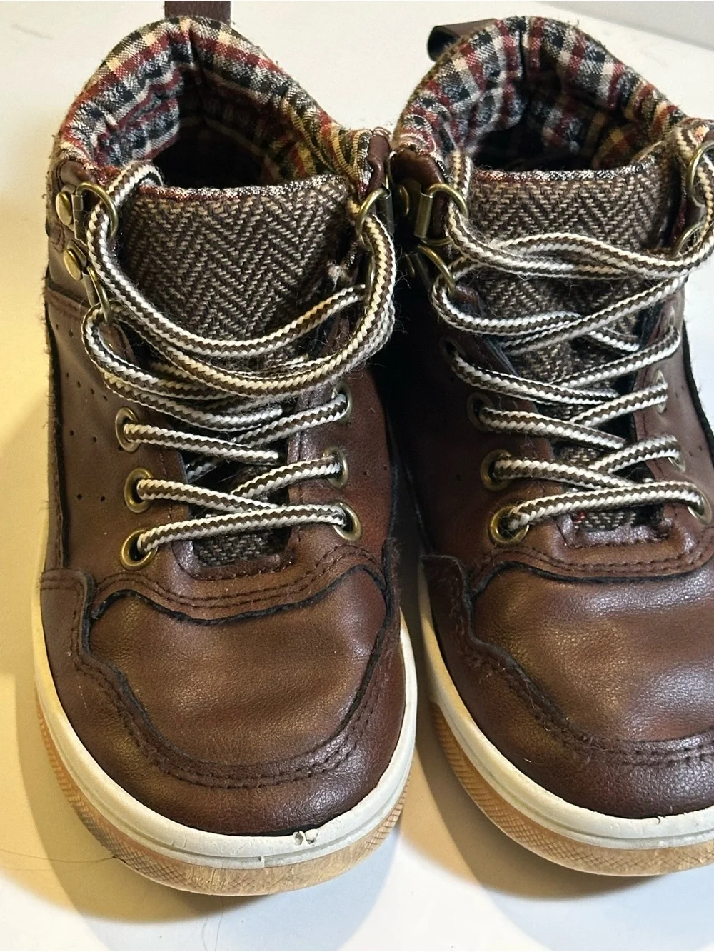 Kids Brown High Top Sneaker Boots Size 11 Lace Up Zip Plaid Lined